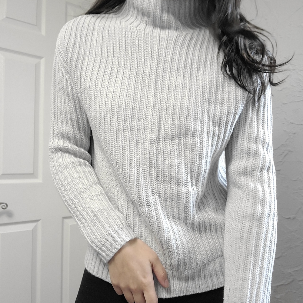Gap womens turtleneck sweater